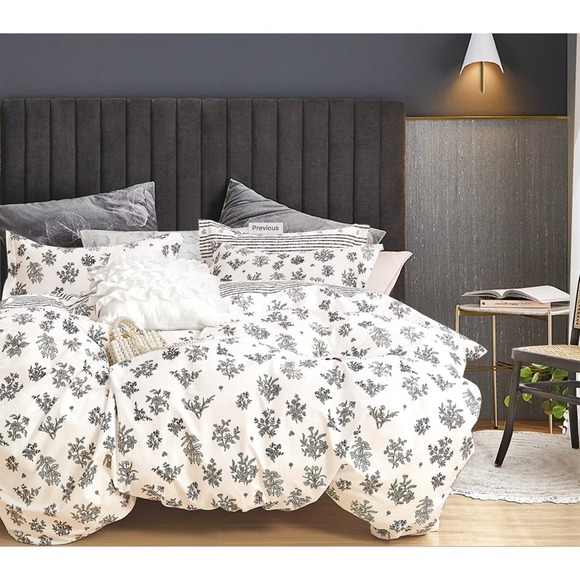 Say Yes Bedding Other - Parsley Black White Floral Cotton Reversible Comforter Set Queen French Country